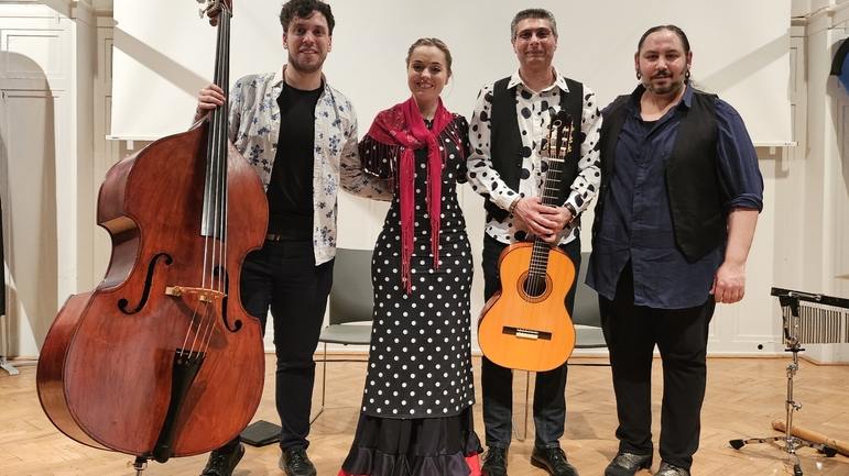 Amaro Latscho Flamenco und Workshop Flamenco  - Klassischer Gesang trifft auf traditionellen Flamenco