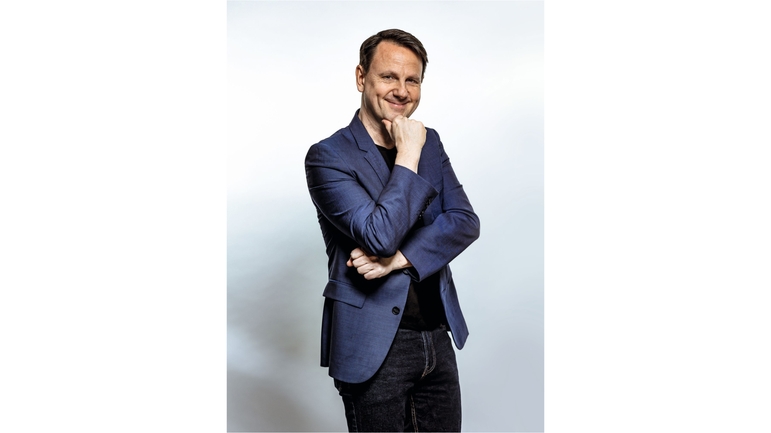 Kabarett & Kanapee präsentiert: Sebastian Schnoy - Möwen, Meer & muggelig