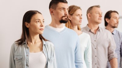 Erkenne dich im Spiegel der Transformations-Aufstellung