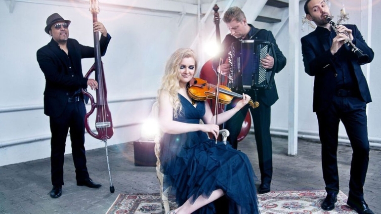 Cuarteto Repentino -  Christmas Confusion